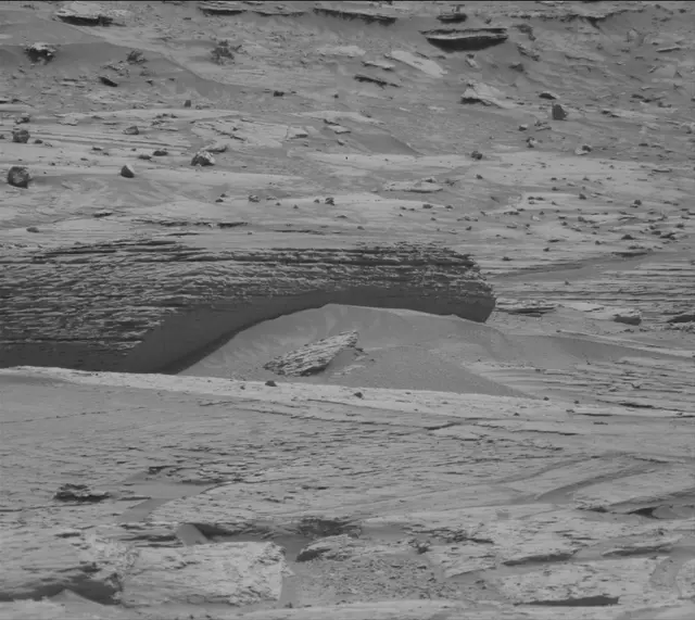 Sol 4890: Mast Camera (Mastcam)