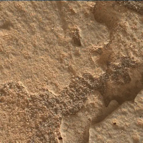 Sol 4890: Mars Hand Lens Imager (MAHLI)