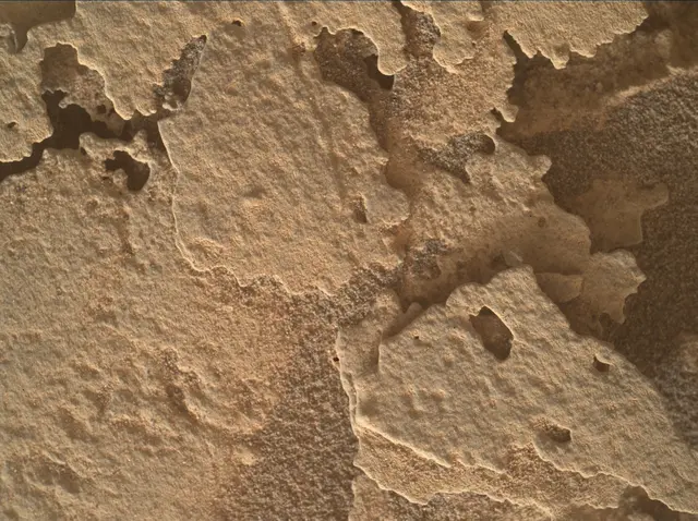 Sol 4890: Mars Hand Lens Imager (MAHLI)