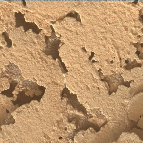 Sol 4890: Mars Hand Lens Imager (MAHLI)