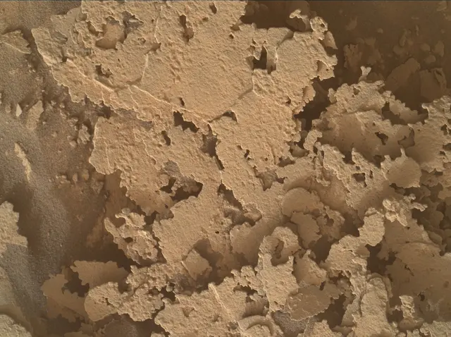 Sol 4890: Mars Hand Lens Imager (MAHLI)