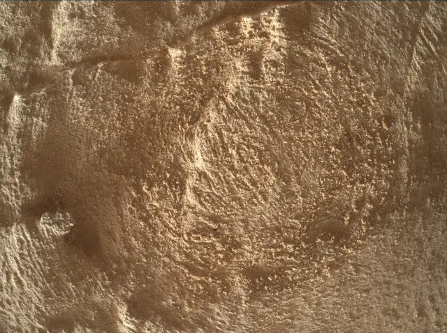 Sol 4890: Mars Hand Lens Imager (MAHLI)