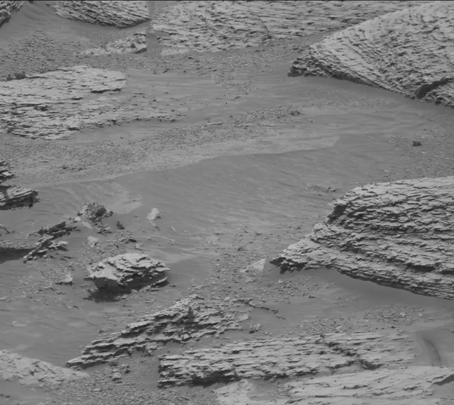 Sol 4893: Mast Camera (Mastcam)