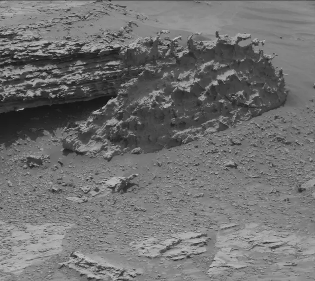 Sol 4893: Mast Camera (Mastcam)