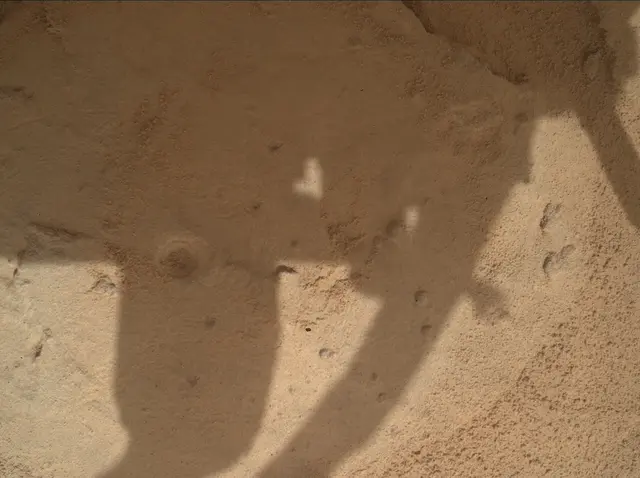 Sol 4893: Mars Hand Lens Imager (MAHLI)