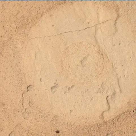 Sol 4895: Mars Hand Lens Imager (MAHLI)