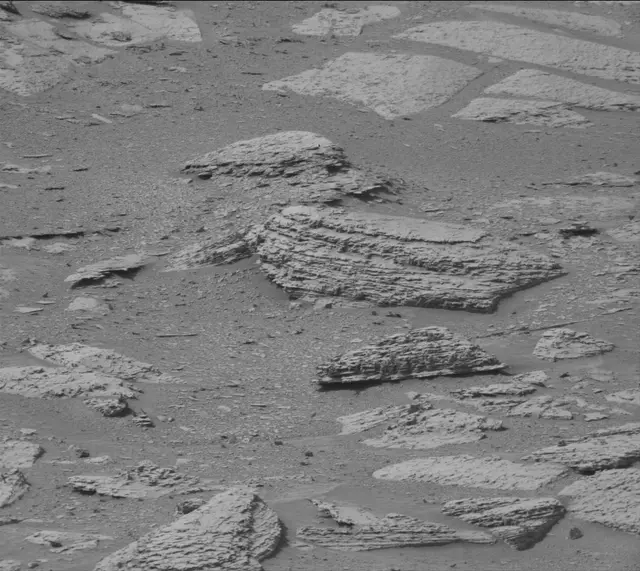 Sol 4898: Mast Camera (Mastcam)