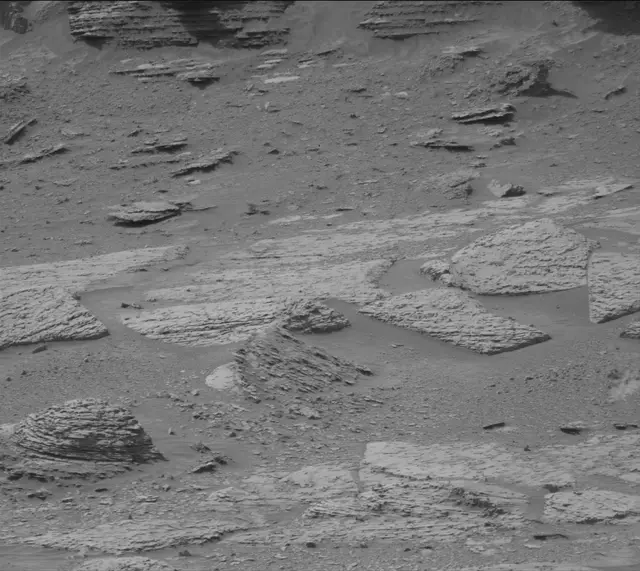 Sol 4898: Mast Camera (Mastcam)