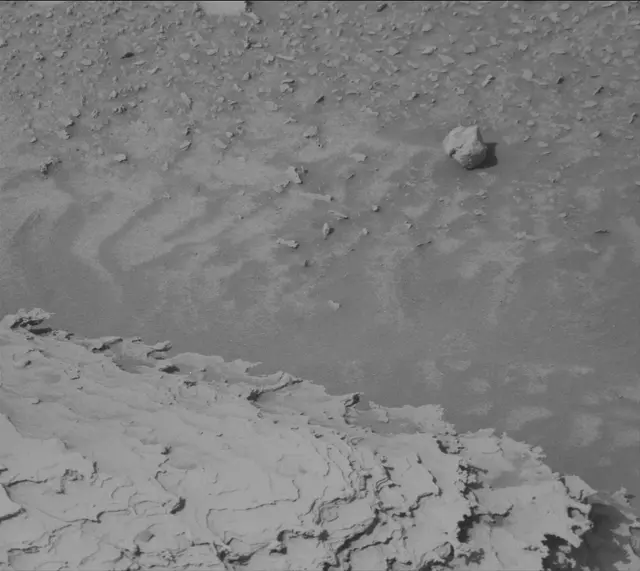 Sol 4899: Mast Camera (Mastcam)