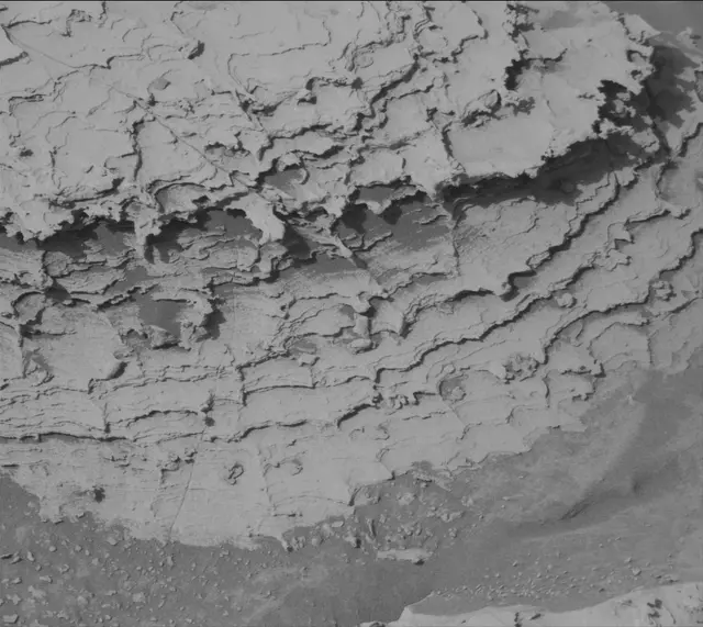 Sol 4899: Mast Camera (Mastcam)