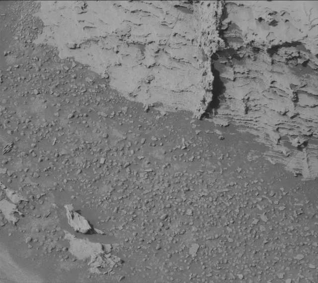 Sol 4899: Mast Camera (Mastcam)