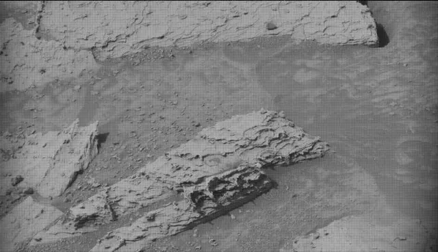 Sol 4901: Mast Camera (Mastcam)