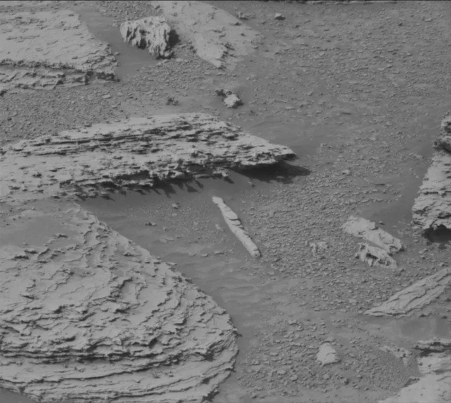 Sol 4901: Mast Camera (Mastcam)