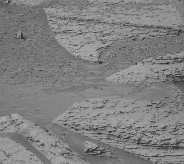 Sol 4901: Mast Camera (Mastcam)