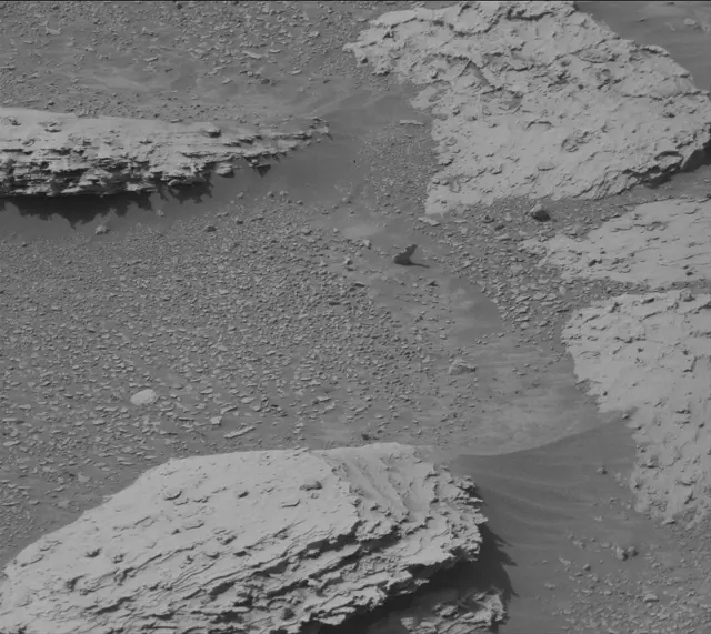 Sol 4901: Mast Camera (Mastcam)
