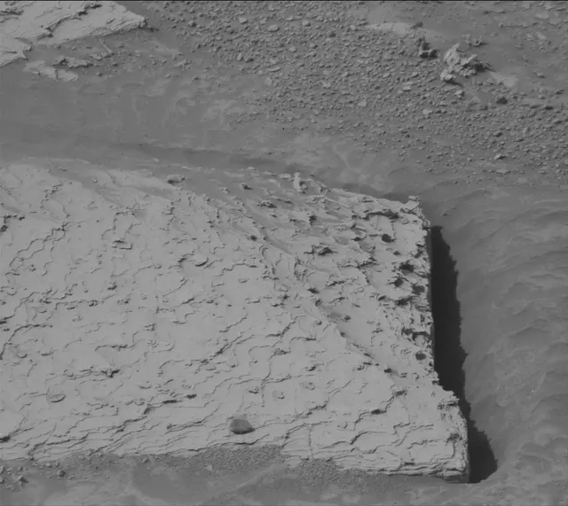 Sol 4901: Mast Camera (Mastcam)