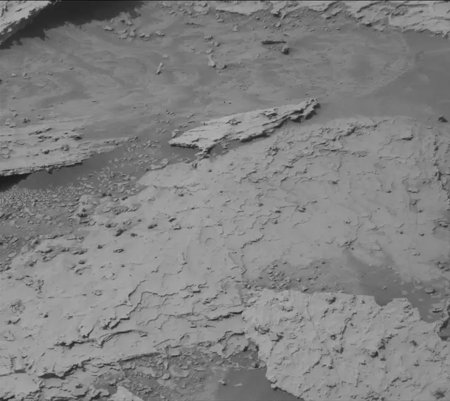 Sol 4901: Mast Camera (Mastcam)