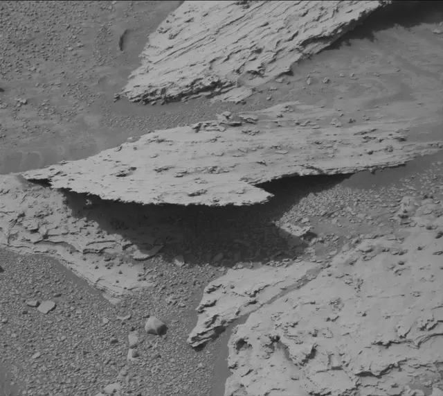 Sol 4901: Mast Camera (Mastcam)