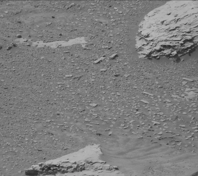 Sol 4901: Mast Camera (Mastcam)