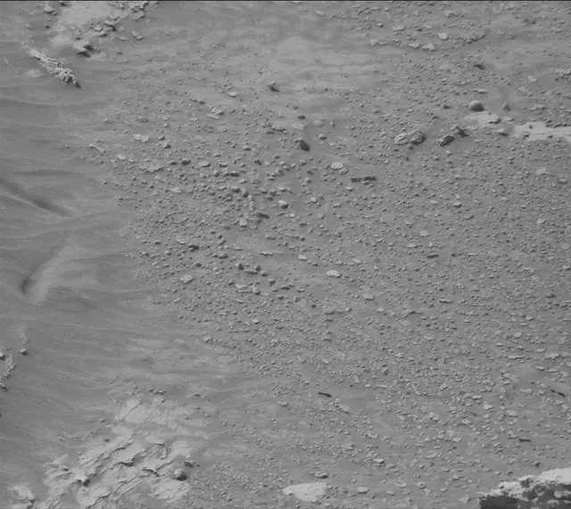 Sol 4901: Mast Camera (Mastcam)