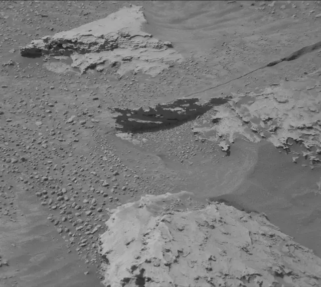 Sol 4901: Mast Camera (Mastcam)