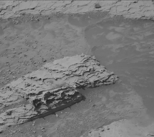 Sol 4901: Mast Camera (Mastcam)