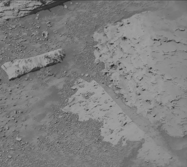 Sol 4901: Mast Camera (Mastcam)