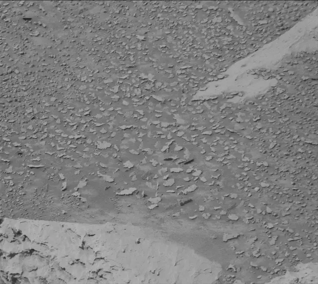 Sol 4901: Mast Camera (Mastcam)