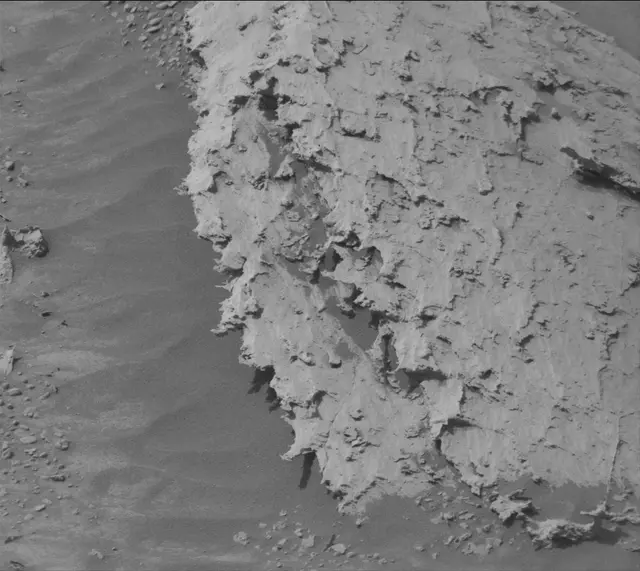 Sol 4901: Mast Camera (Mastcam)