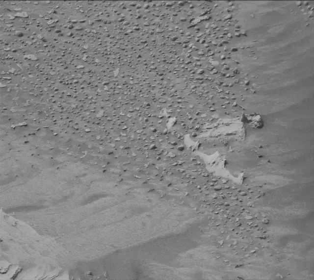 Sol 4901: Mast Camera (Mastcam)