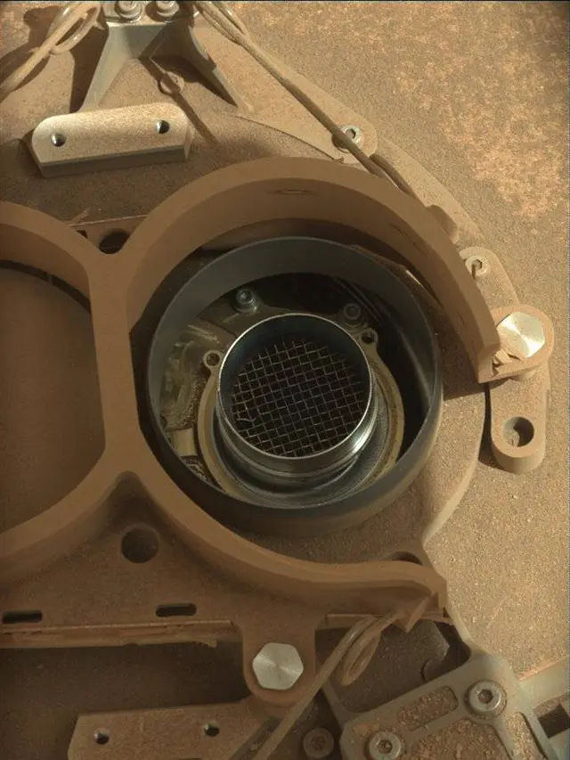 Sol 4904: Mast Camera (Mastcam)