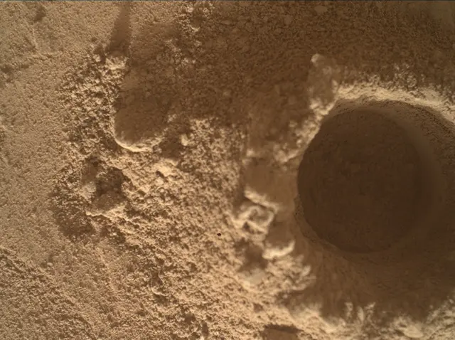 Sol 4908: Mars Hand Lens Imager (MAHLI)