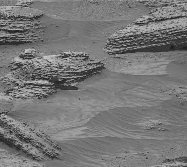 Sol 4910: Mast Camera (Mastcam)