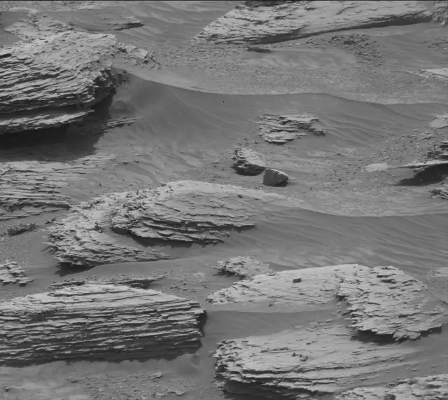 Sol 4910: Mast Camera (Mastcam)