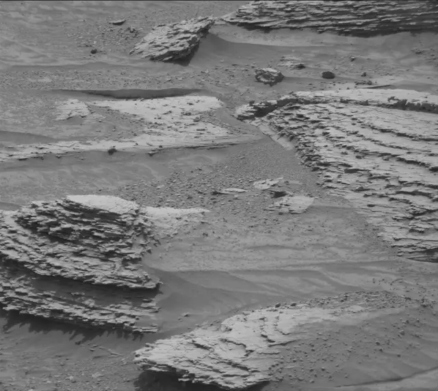 Sol 4910: Mast Camera (Mastcam)