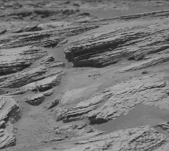 Sol 4913: Mast Camera (Mastcam)