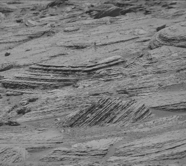 Sol 4913: Mast Camera (Mastcam)