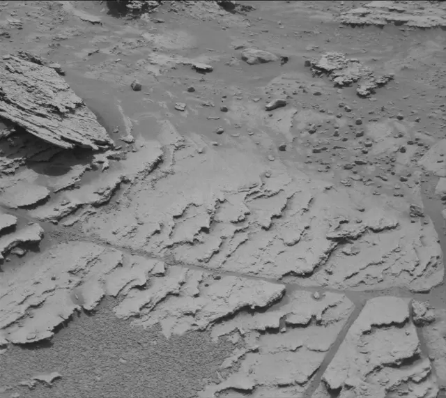 Sol 4913: Mast Camera (Mastcam)