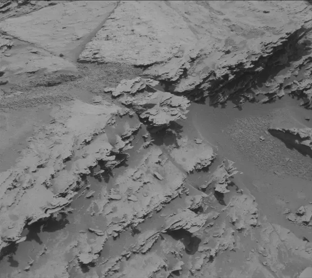 Sol 4913: Mast Camera (Mastcam)
