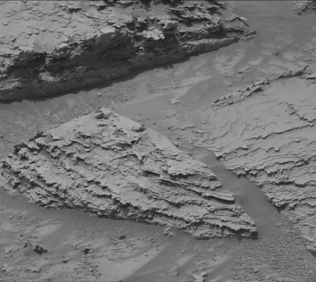 Sol 4915: Mast Camera (Mastcam)