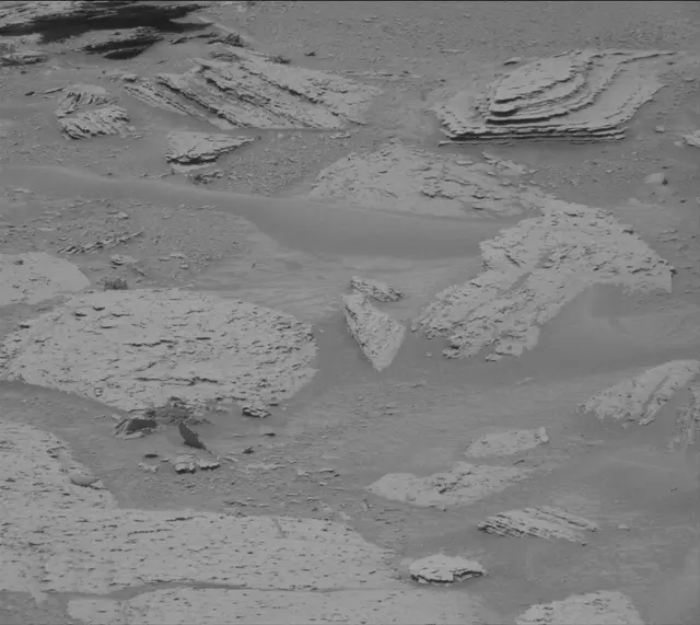 Sol 4915: Mast Camera (Mastcam)