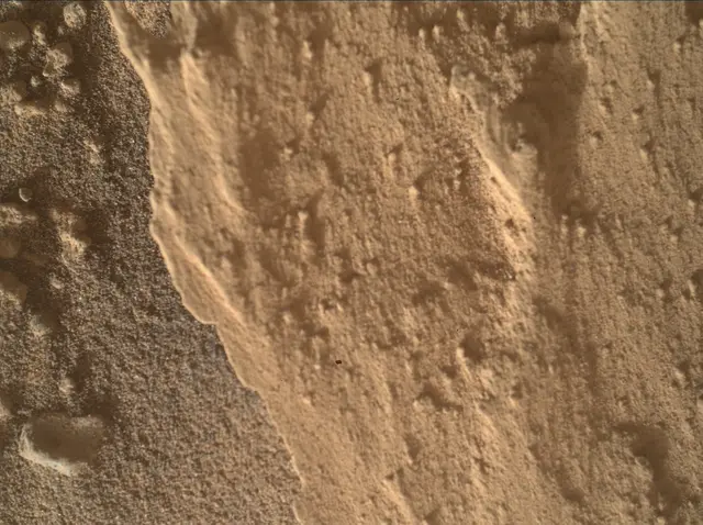 Sol 4915: Mars Hand Lens Imager (MAHLI)