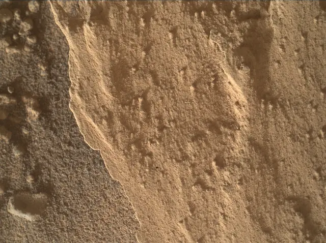 Sol 4915: Mars Hand Lens Imager (MAHLI)