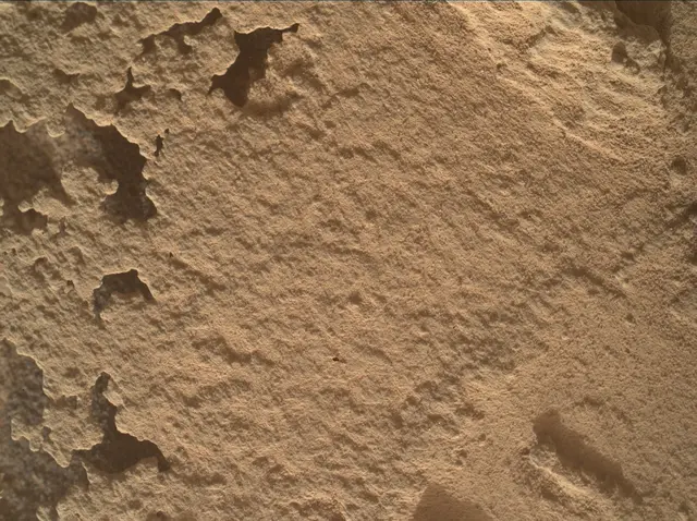 Sol 4915: Mars Hand Lens Imager (MAHLI)