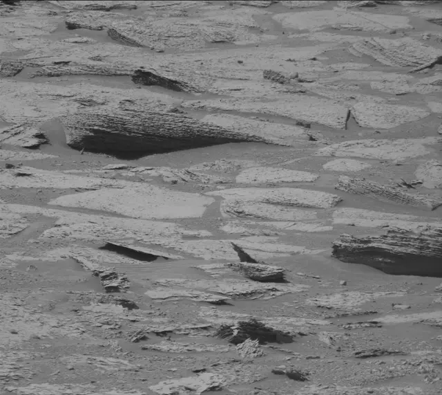 Sol 4918: Mast Camera (Mastcam)