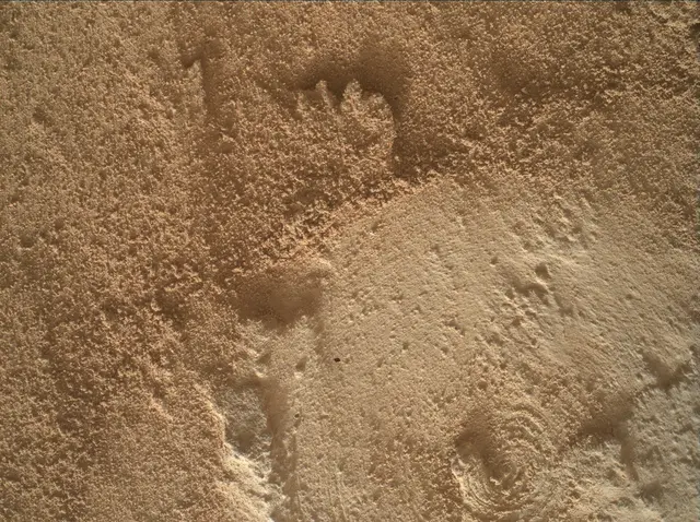 Sol 4919: Mars Hand Lens Imager (MAHLI)