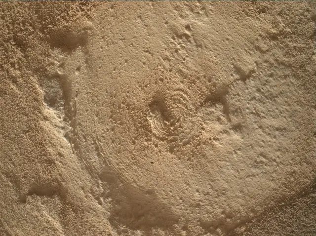 Sol 4919: Mars Hand Lens Imager (MAHLI)