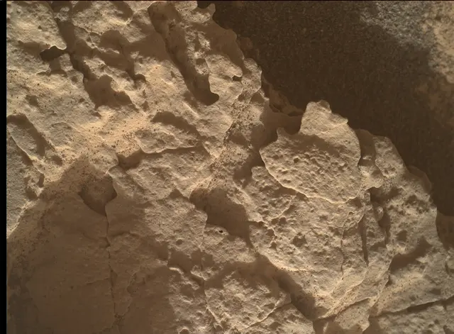 Sol 4920: Mars Hand Lens Imager (MAHLI)