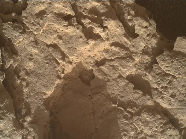 Sol 4920: Mars Hand Lens Imager (MAHLI)