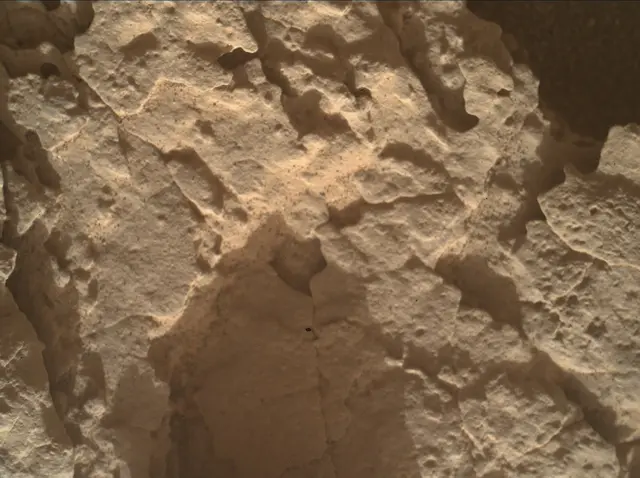 Sol 4920: Mars Hand Lens Imager (MAHLI)